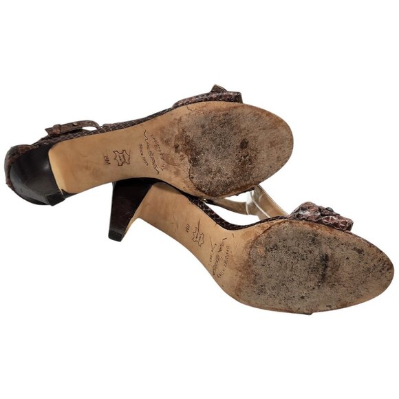 VIA SPIGA Snakeskin T-Strap Heeled Sandals 8 Buckle Strap Neutral Snake Skin - Picture 9 of 9